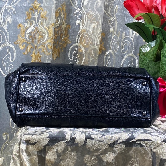 AUTH CHANEL VTG EUC Rare Quilt Bowler Shoulder Bag - Picture 11 of 16